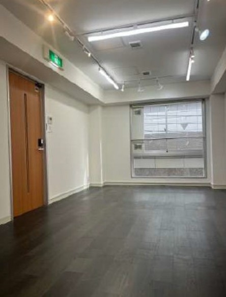 神戸市中央区旭通の店舗