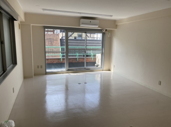 神戸市中央区北長狭通の店舗