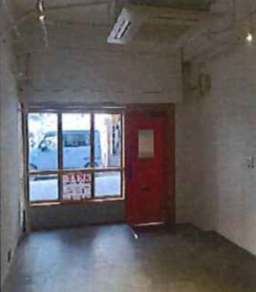 神戸市中央区海岸通の店舗