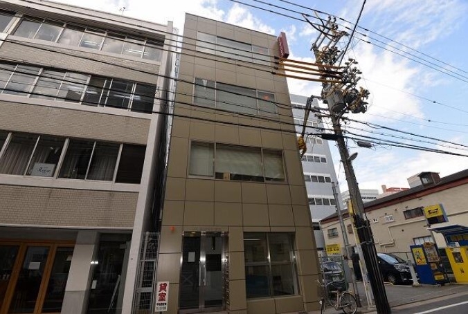 神戸市中央区栄町通の事務所