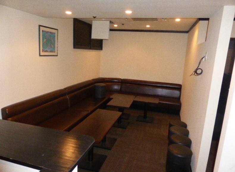 神戸市中央区加納町の店舗