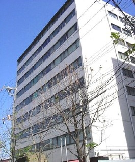 神戸市中央区浜辺通の事務所