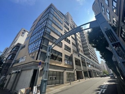 神戸市中央区中山手通の事務所