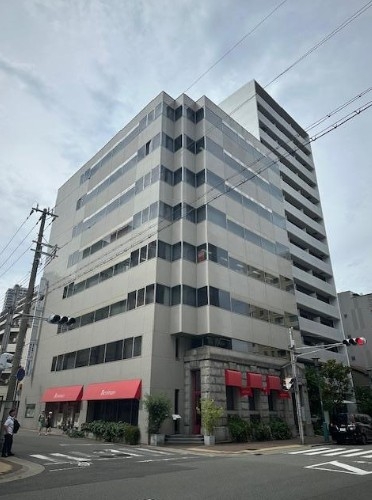 神戸市中央区栄町通の事務所