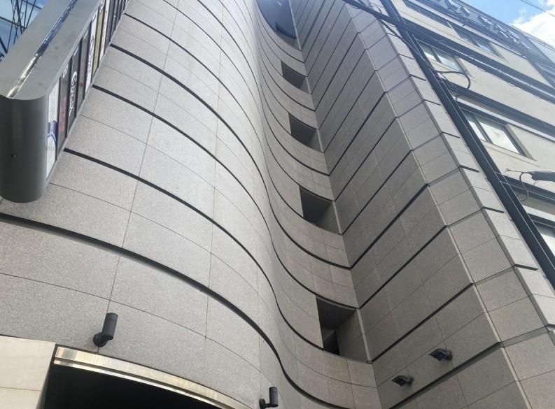 神戸市中央区加納町の店舗