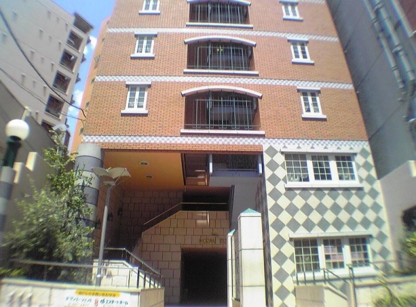 神戸市中央区中山手通の店舗