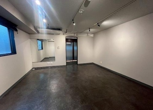 神戸市中央区下山手通の店舗