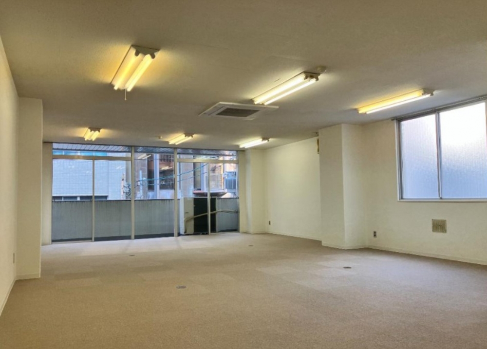 神戸市中央区下山手通の事務所・店舗