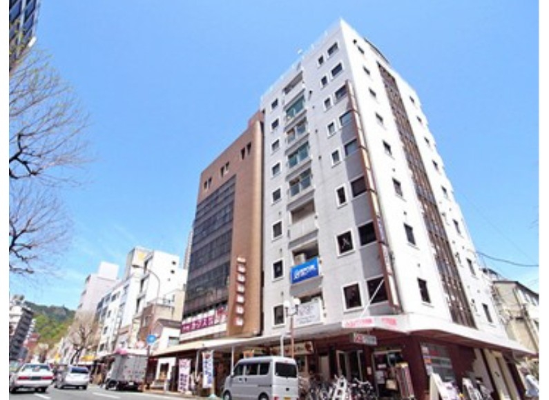 神戸市中央区北長狭通の店舗