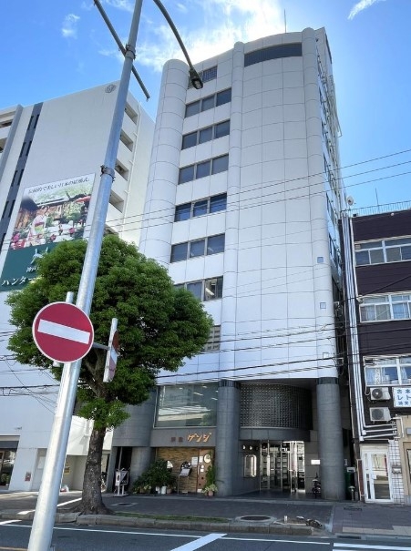神戸市中央区元町通の事務所
