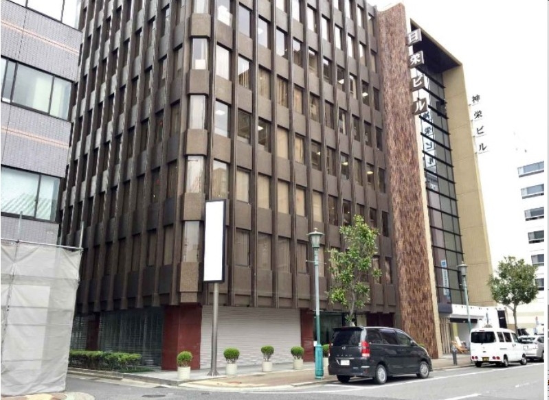 神戸市中央区栄町通の事務所