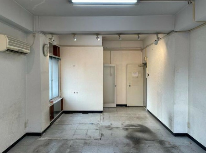 神戸市中央区下山手通の店舗