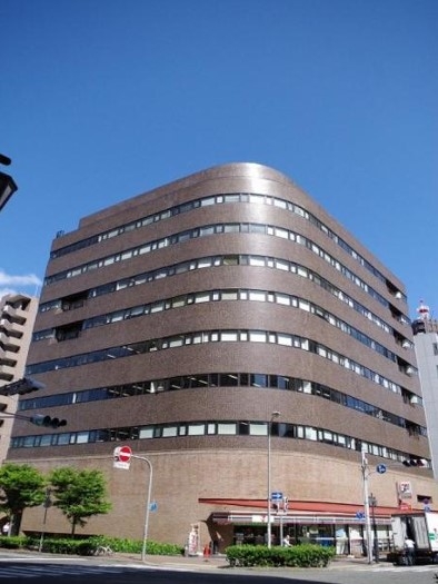 神戸市中央区磯辺通の事務所